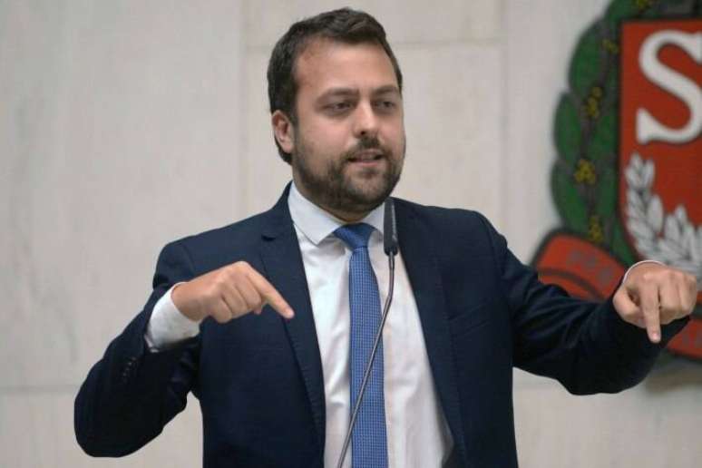 O deputado estadual Ricardo Mell&atilde;o (Novo-SP), que deve representar o partido na disputa por vaga no Senado.