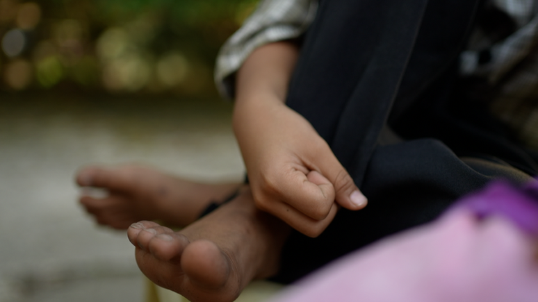Eric é vítima de abuso sexual infantil - um problema piorado pela pandemia nas Filipinas