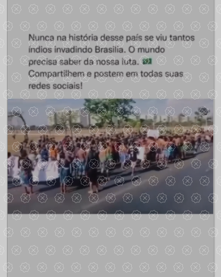 Reprodução de postagem enganosa sobre protestos indígenas que não correspondem aos protestos recentes realizados em Brasília (DF)