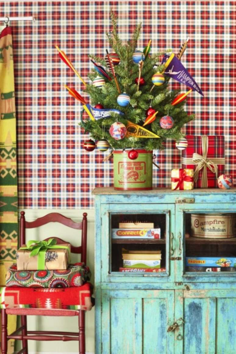 Árvore de Natal pequena: 11 ideias perfeitas para quem tem pouco espaço -  Casa Vogue