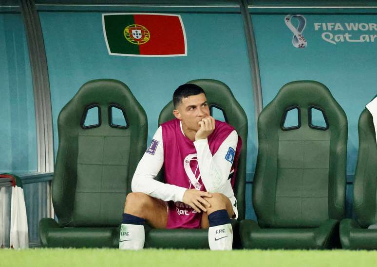 Cristiano Ronaldo se irritou após ser substituído na derrota de Portugal