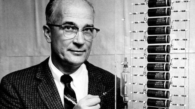 William Shockley foi um inventor americano que ganhou o Nobel de Física.