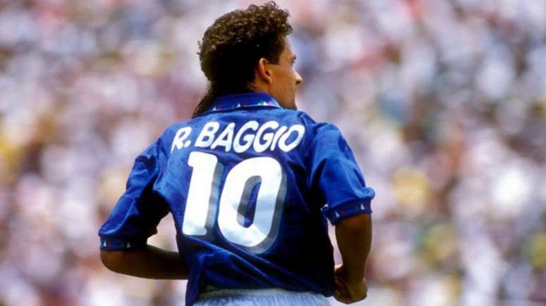 Roberto Baggio e o 'rabo de cavalo' durante a Copa de 1994
