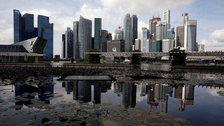Pr&eacute;dios em Cingapura; a pesquisa deste ano mostra que os pre&ccedil;os em moeda local aumentaram, em m&eacute;dia, 8,1% nas maiores cidades do mundo
