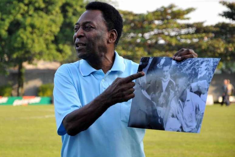 Pelé está internado no Albert Einstein desde a última semana (Foto: Divulgação Santos FC)