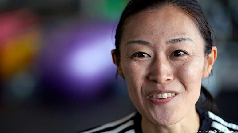 Japonesa Yoshimi Yamashita será uma das três juízas em campo no Mundial do Catar