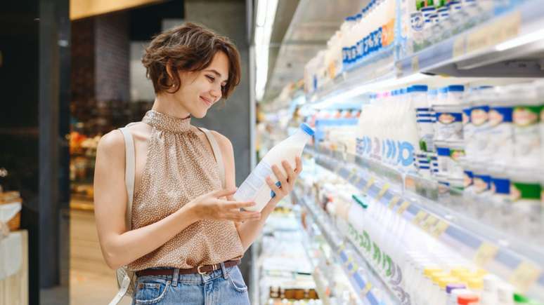 Guia da Cozinha - Produtos lácteos: entenda a diferença entre bebida láctea, mistura láctea e soro de leite