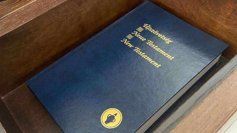 Estas b&iacute;blias podem ser encontradas nas gavetas de muitos quartos de hotel pelo mundo