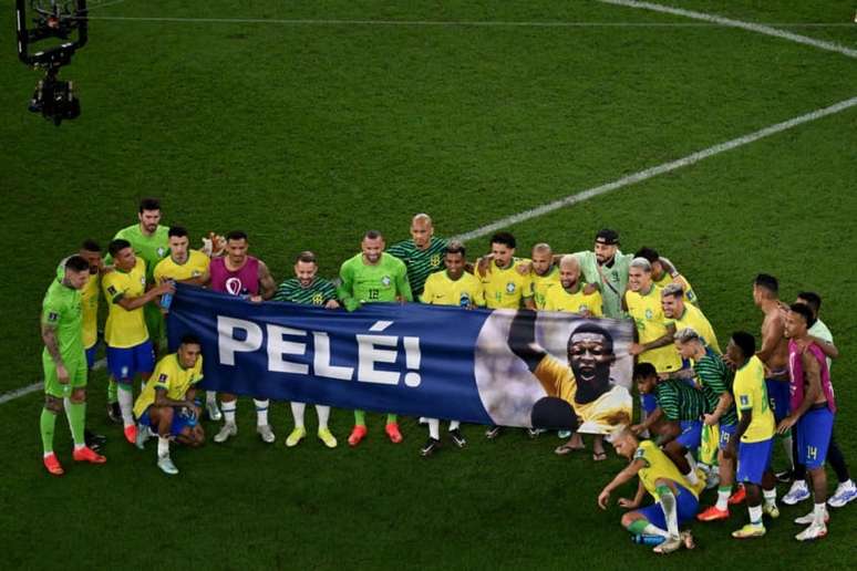 Jogadores da Seleção Brasileira homenagearam Pelé na Copa do Mundo (Antonin THUILLIER/AFP)