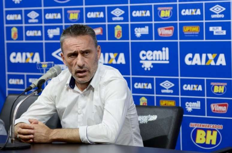 Paulo Bento teve uma curta passagem pela toca da Raposa, em 2016 - (Foto: Divulgação/Cruzeiro)