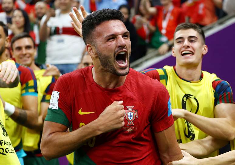Jogador Gonçalo Ramos, de Portugal, comemora gol marcado contra a Suíça em jogo pelas oitavas de final da Copa do Catar