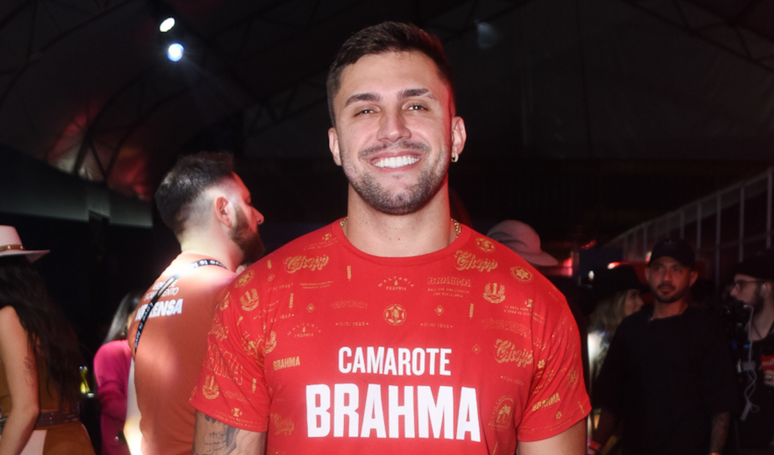 Farofa da Gkay: Arthur Picoli ficou de fora do evento.