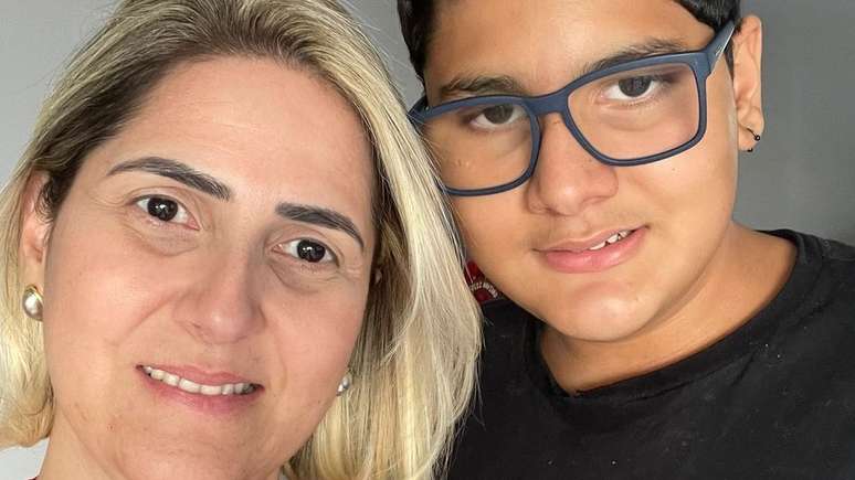 roberto aproveitou os brinquedos eletr&ocirc;nicos e ainda foi aplaudido no palco