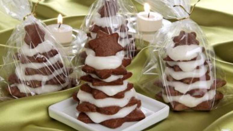 Guia da Cozinha - Biscoitos de Natal: miniárvore de chocolate para vender ou presentear