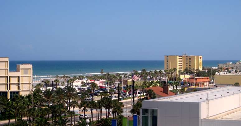 Praia de Daytona, em Volusia, na Florida (EUA)