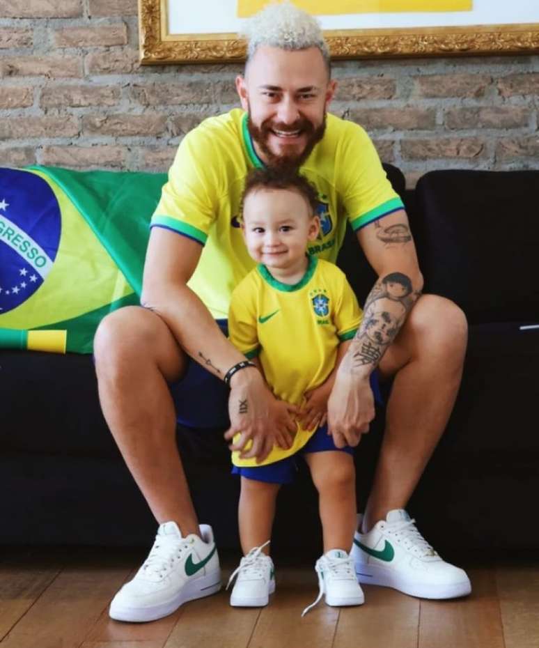 Fred e o filho Cris (Foto: Reprodução/Instagram