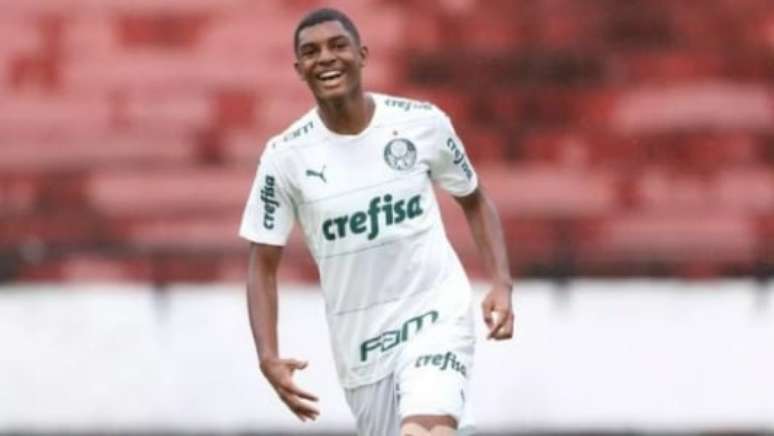Luis Guilherme é mais um destaque da base palmeirense (Foto: Fabio Menotti/Palmeiras)