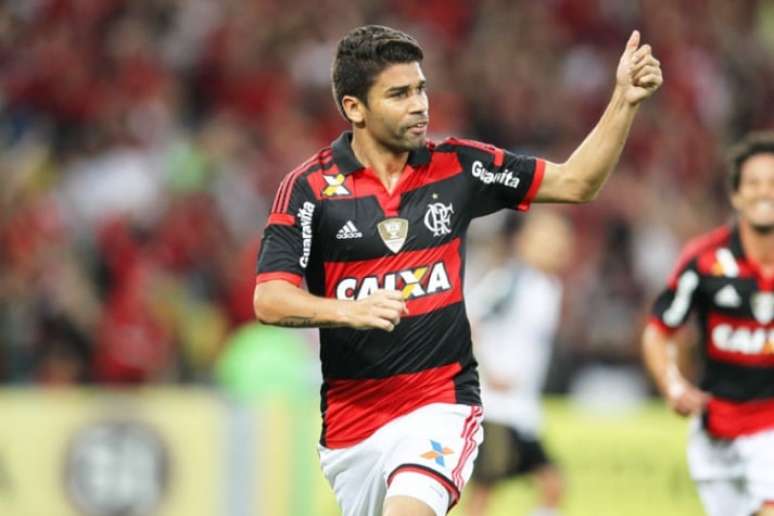 Eduardo da Silva defendeu o Flamengo entre 2014 e 2015 (Foto: Cleber Mendes/ LANCE!Press)