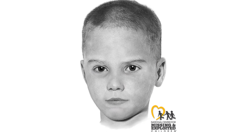 O rosto do menino foi reconstruído por um artista forense