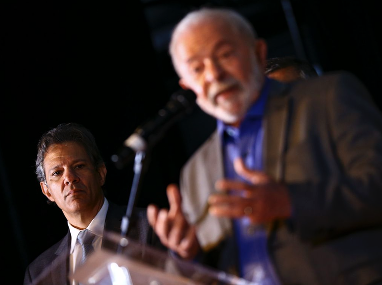 Lula anuncia Fernando Haddad como ministro da Fazenda