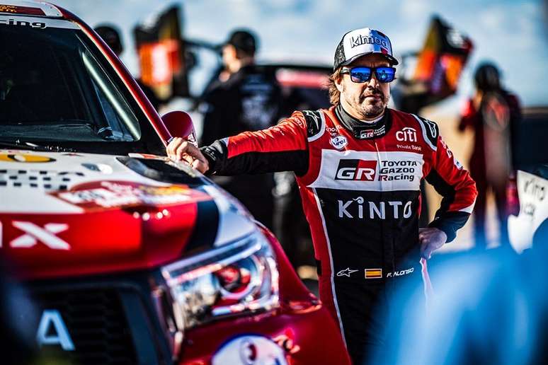 Alonso competiu no Dakar em 2020 e deixou &oacute;tima impress&atilde;o em Al-Attiyah 