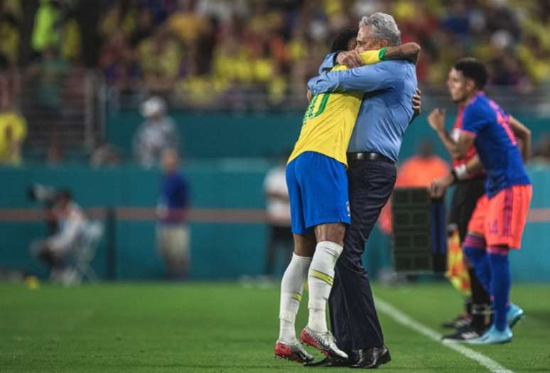 Neymar valoriza período em que teve Tite como treinador na Seleção (Foto: Pedro Martins/MoWA Press)