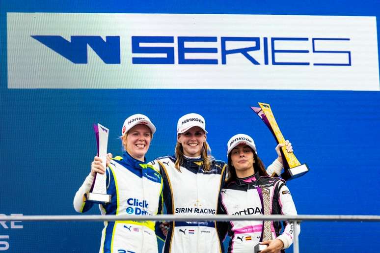 Powell, Visser e Garc&iacute;a foram ao p&oacute;dio em Singapura na W Series 