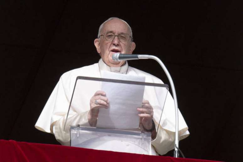 Papa Francisco celebra Angelus no Vaticano