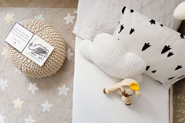 31. Kit para ber&ccedil;o de beb&ecirc; no quarto moderno &ndash; Foto Meet Arquitetura e Interiores