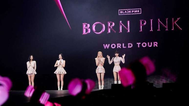 As superestrelas do grupo de K-pop Blackpink também estão usando o metaverso para alcançar um público mais amplo