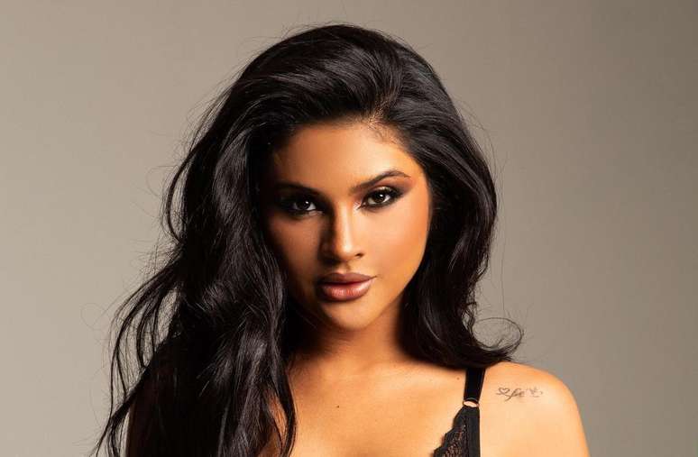 Mileide Mihaile, modelo