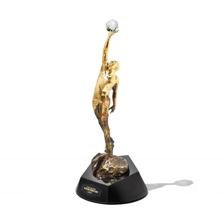 O novo troféu de MVP da NBA levará o nome de Michael Jordan.