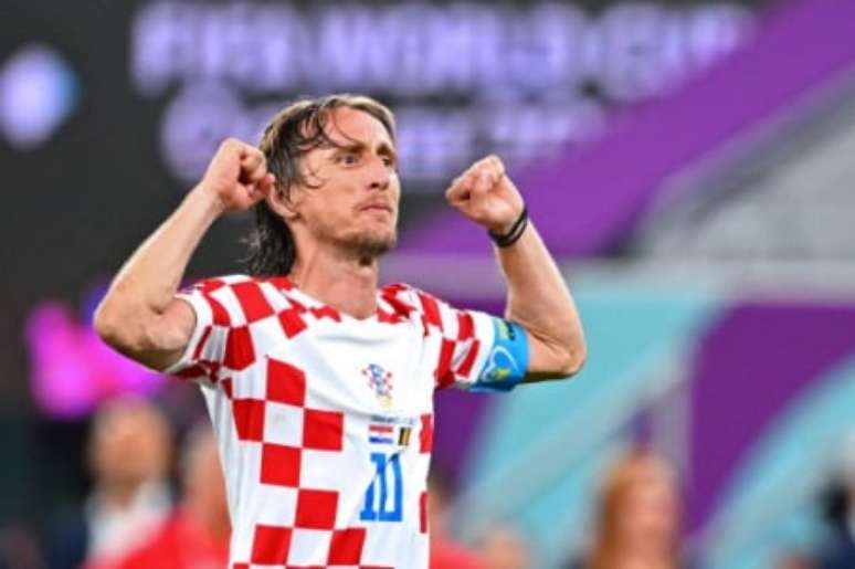 Modric não contribuiu com gols ou assistências no Qatar (Foto: GABRIEL BOUYS / AFP)