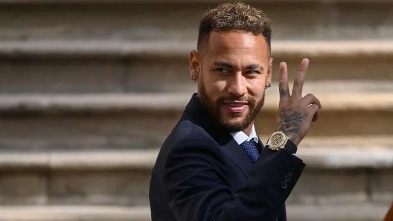 Neymar é absolvido das acusações de fraude e corrupção (Foto: Josep LAGO / AFP)