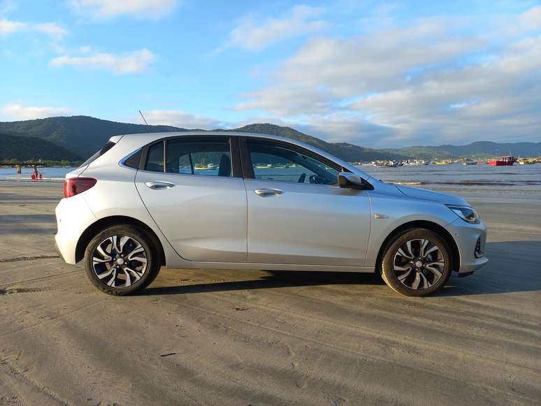 Chevrolet Onix Premier