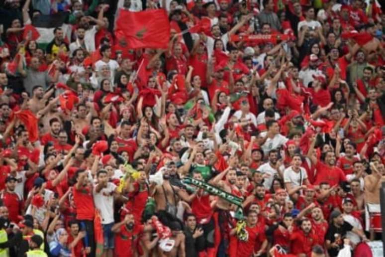 Torcida do Marrocos nas quartas contra Portugal (Foto: Alberto Pizzoli/AFP)