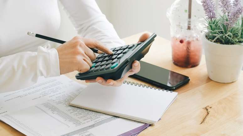 Veja dicas para organizar as finanças e comece 2023 sem dívidas – Foto: Shutterstock