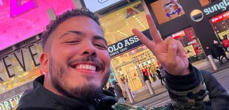 Ronald celebra momento da carreira (Foto: Reprodução/Instagram)