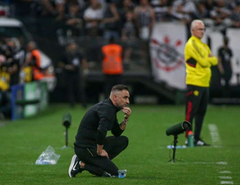 Vítor Pereira em um dos duelos contra o Flamengo nesta temporada (Foto Rodrigo Coca/Agência Corinthians)