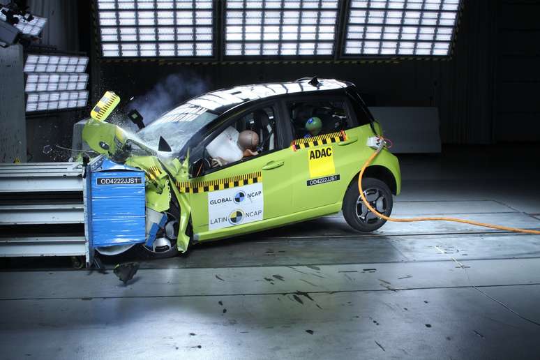 Jac E-JS1: zero estrela no teste do Latin NCAP