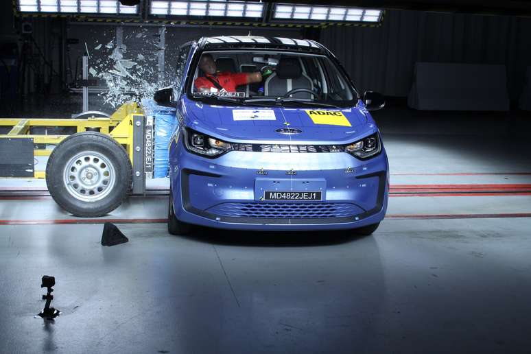 Jac E-JS1: zero estrela no teste do Latin NCAP