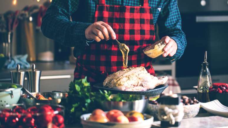 Fique de olho nas calorias das frutas natalinas – Foto: Guia da Cozinha