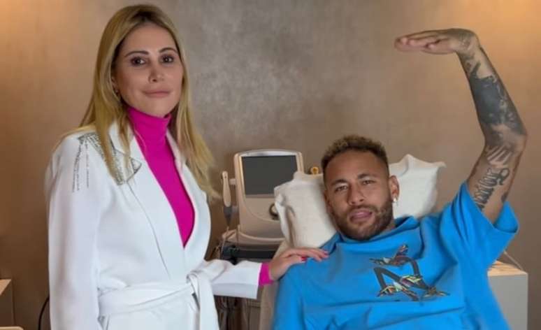 Juliana Neiva recebeu Neymar em seu consultório antes da Copa do Mundo (Foto: Reprodução / Instagram)