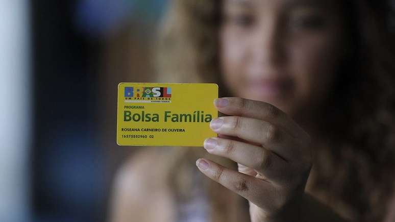 Vincular a vacinação a programas sociais, como o Bolsa Família, é uma maneira de assegurar coberturas vacinais mais altas, acredita Chioro