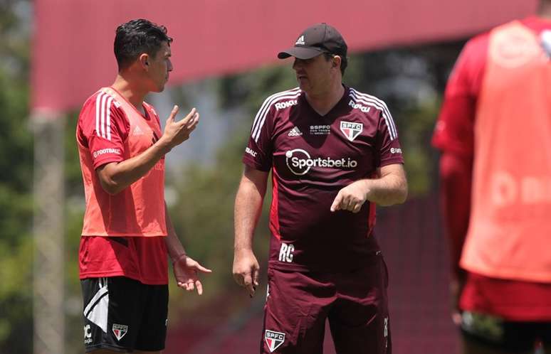 Elenco realiza último treinamento da temporada - SPFC