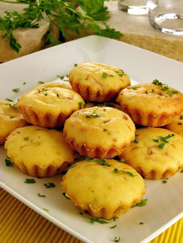 Bolinho de atum – Foto: Guia da Cozinha