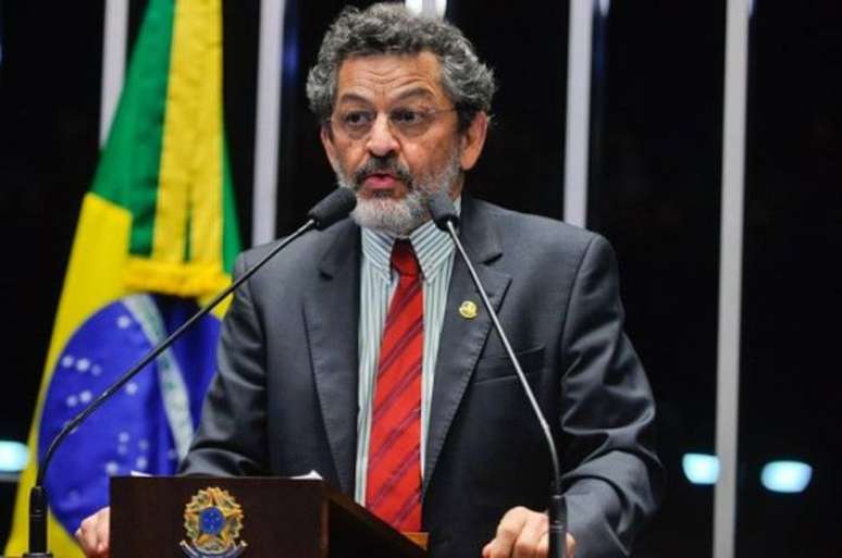 O senador Paulo Rocha (PT-PA).