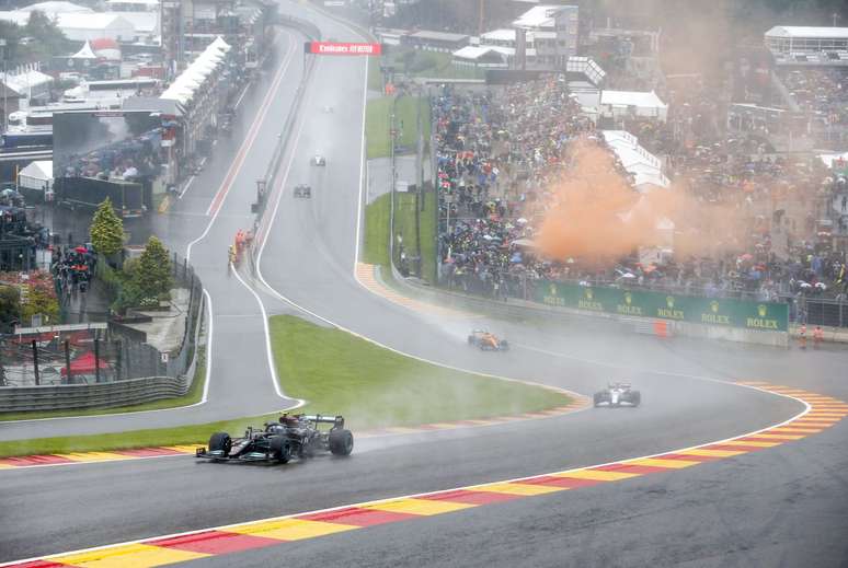 Chuva atingiu fortemente o circuito de Spa Francorchamps e transformou etapa de 2021 em um fiasco 