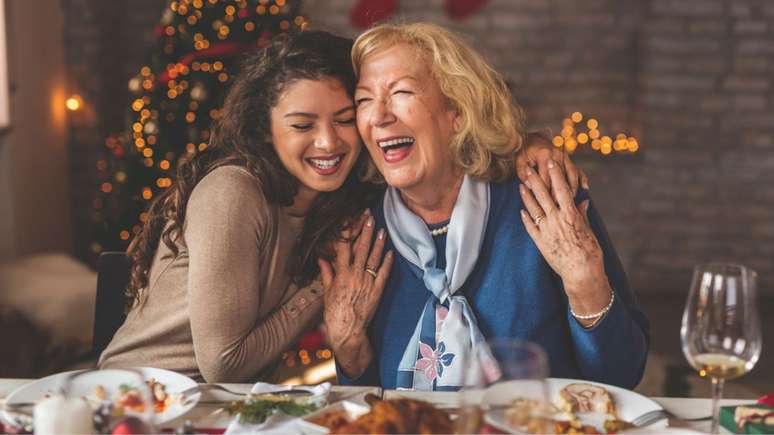 Descubra agora como cada signo age quando está com a família reunida -