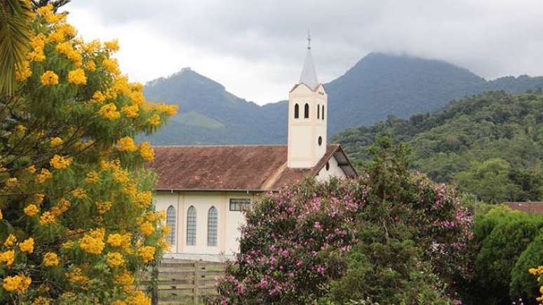 Igreja erguida por imigrantes alem&atilde;es em Pomerode